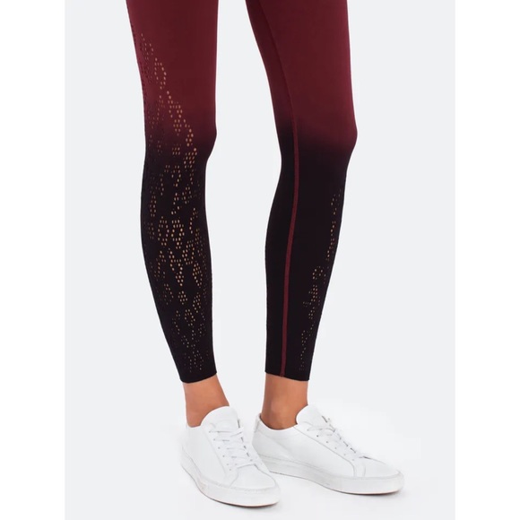 Varley S Ombre Perforated High Rise Waist Dover 7/8 Legging Tight Athletic Yoga - Picture 14 of 14